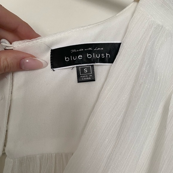 WINDSOR - Never Worn - Ruffled and Radiant Chiffon Dress SIZE S White - Picture 3 of 6